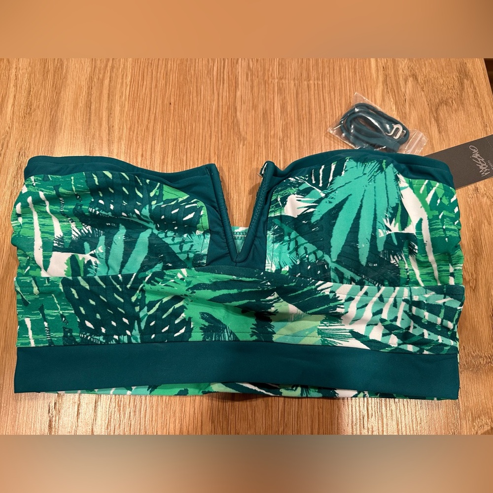 Mossimo for Target Tropical Green Women's Swim Top